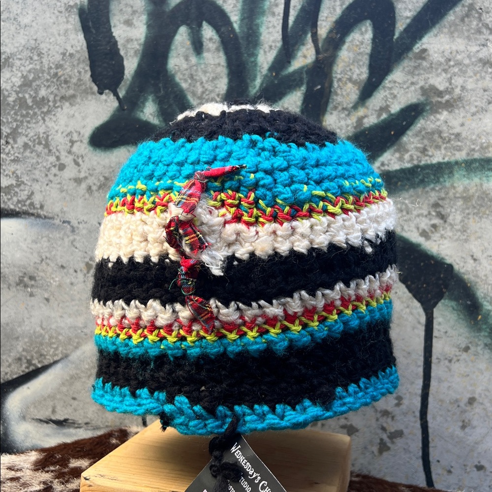 Hand Crafted Crocheted Beanie Cap Hat - Picture 2 of 7